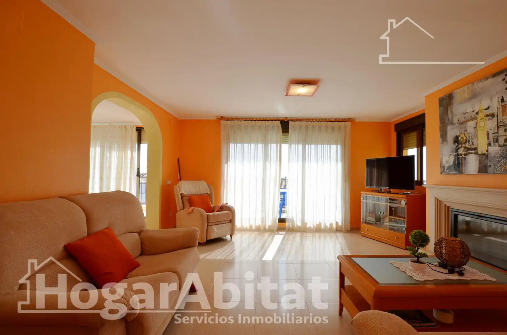 Sala d'estar de Àtic en venda en Tavernes de la Valldigna amb Terrassa, Traster i Moblat