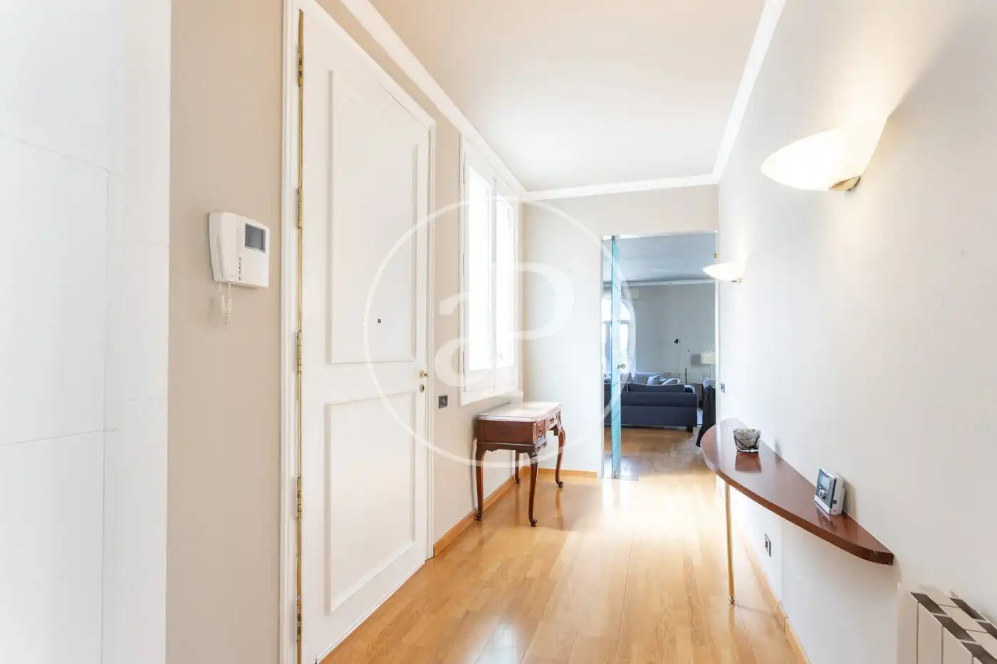 Flat for rent in Barcelona  with Air Conditioner, Heating and Terrace