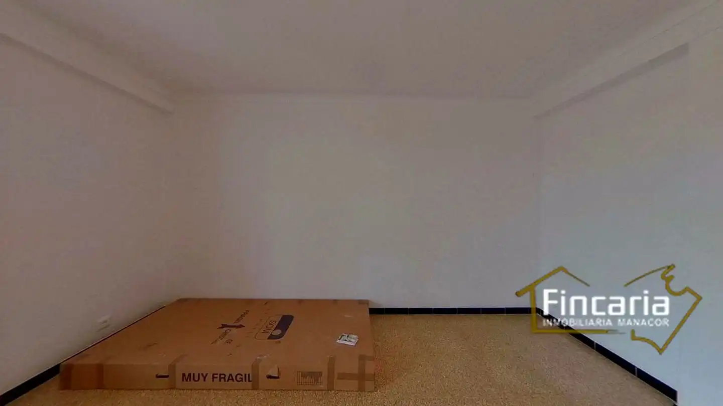 Flat for sale in Manacor  with Balcony