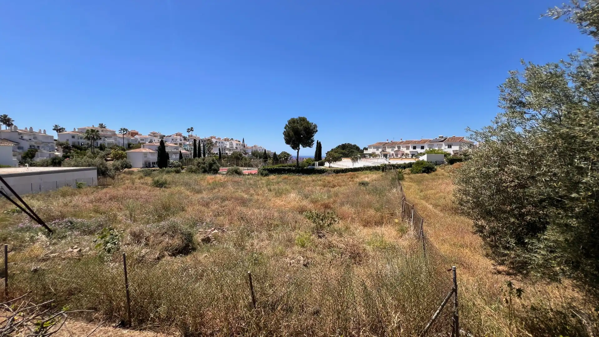 Industrial land for sale in Torrox Park
