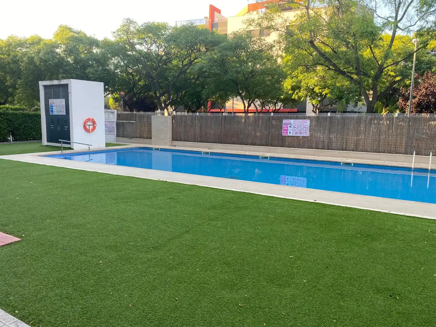 Swimming pool of Flat for sale in Cambrils  with Air Conditioner, Furnished and Community pool