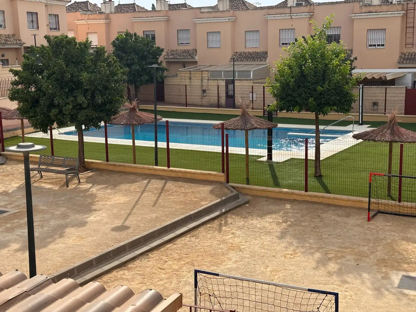 Piscina de Casa o chalet en venta en Dos Hermanas
