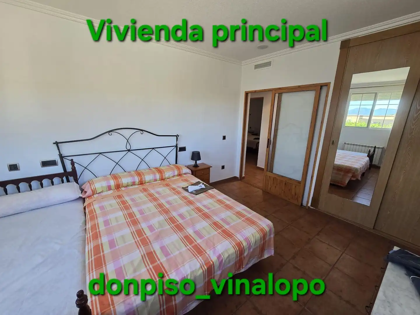 Dormitori de Finca rústica en venda en Elda amb Calefacció i Piscina