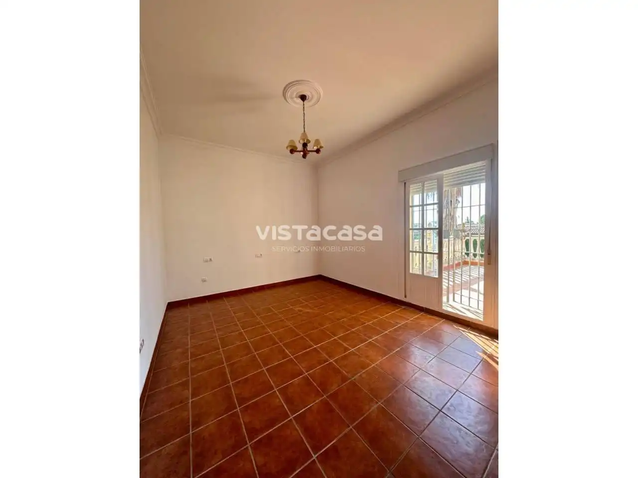 Dormitori de Casa o xalet en venda en Mairena del Alcor amb Aire condicionat, Calefacció i Jardí privat