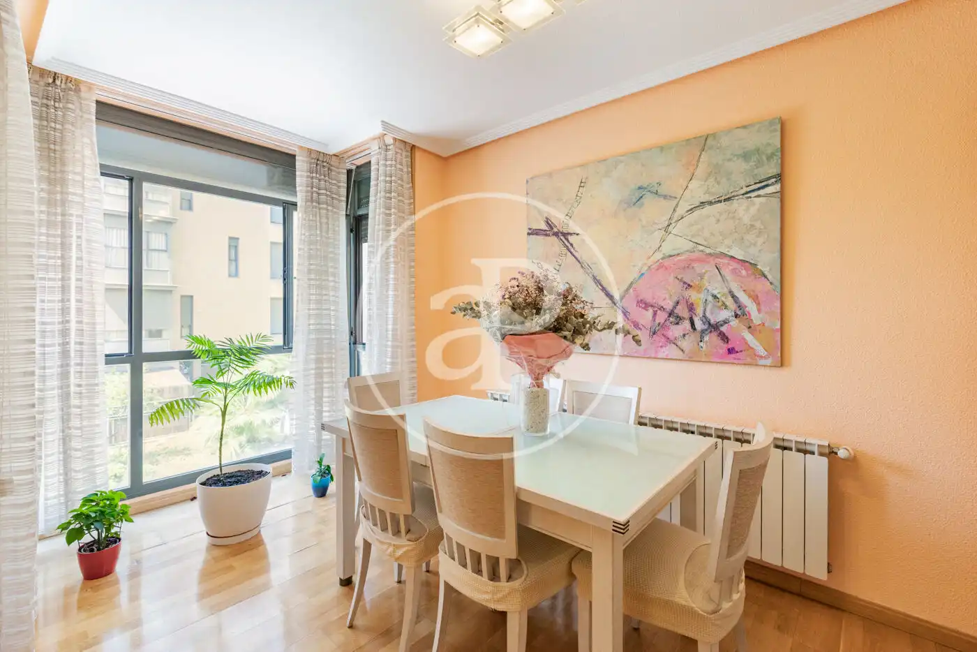 Comedor de Piso en venta en Madrid con Aire acondicionado, Calefacción y Jardín privado