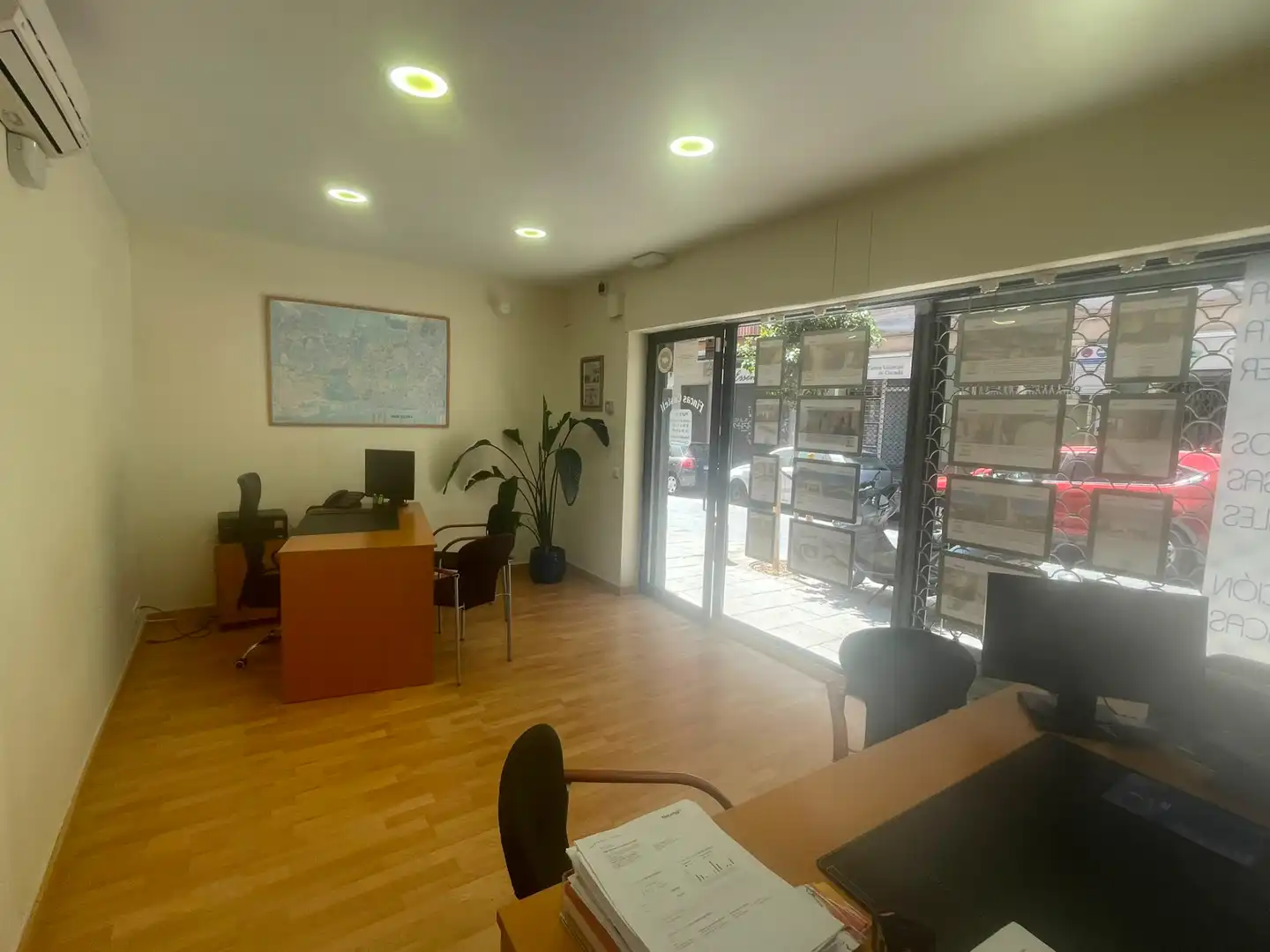 Local comercial en alquiler en Centre