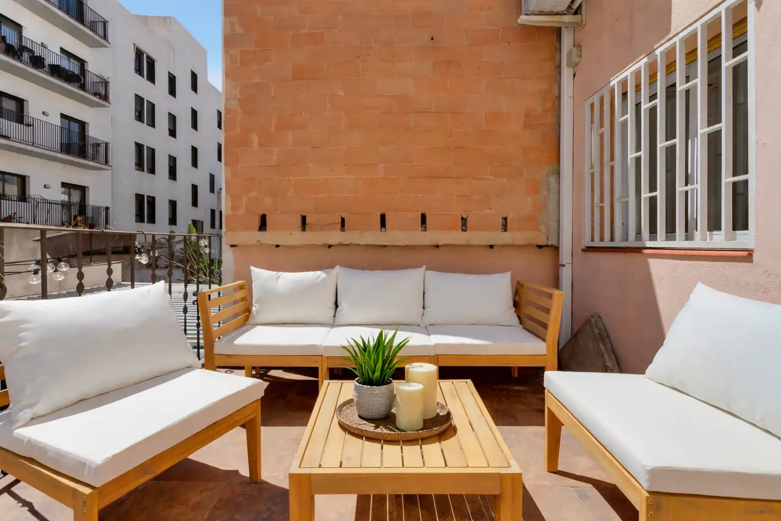 Terraza de Casa adosada en venta en Barcelona con Aire acondicionado, Calefacción y Jardín privado