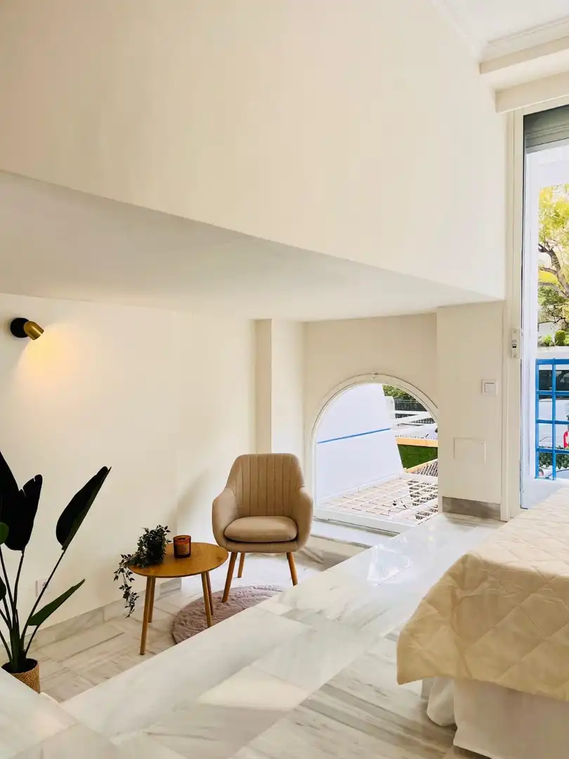 Casa adosada en venta en Marbella con Jardín privado, Terraza y Trastero