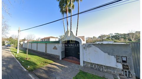 Foto 2 de Residencial en venta en Calle Golondrinas las, Los Barrios, Cádiz