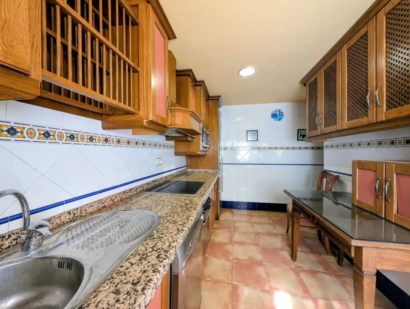 Cuina de Casa o xalet en venda en Loja amb Aire condicionat, Calefacció i Traster