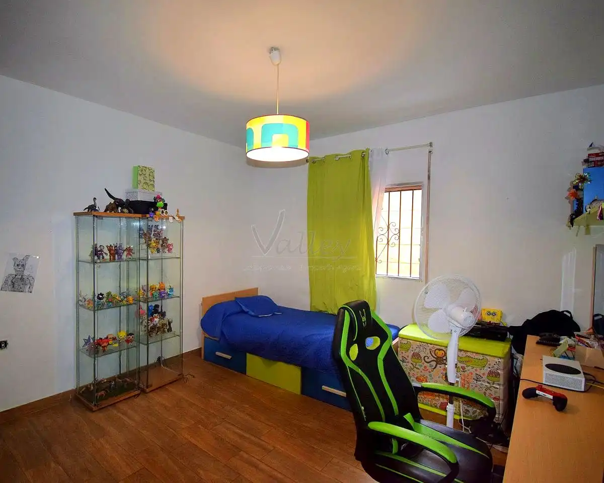 Flat for sale in Miraflores, Taraguilla- Estación