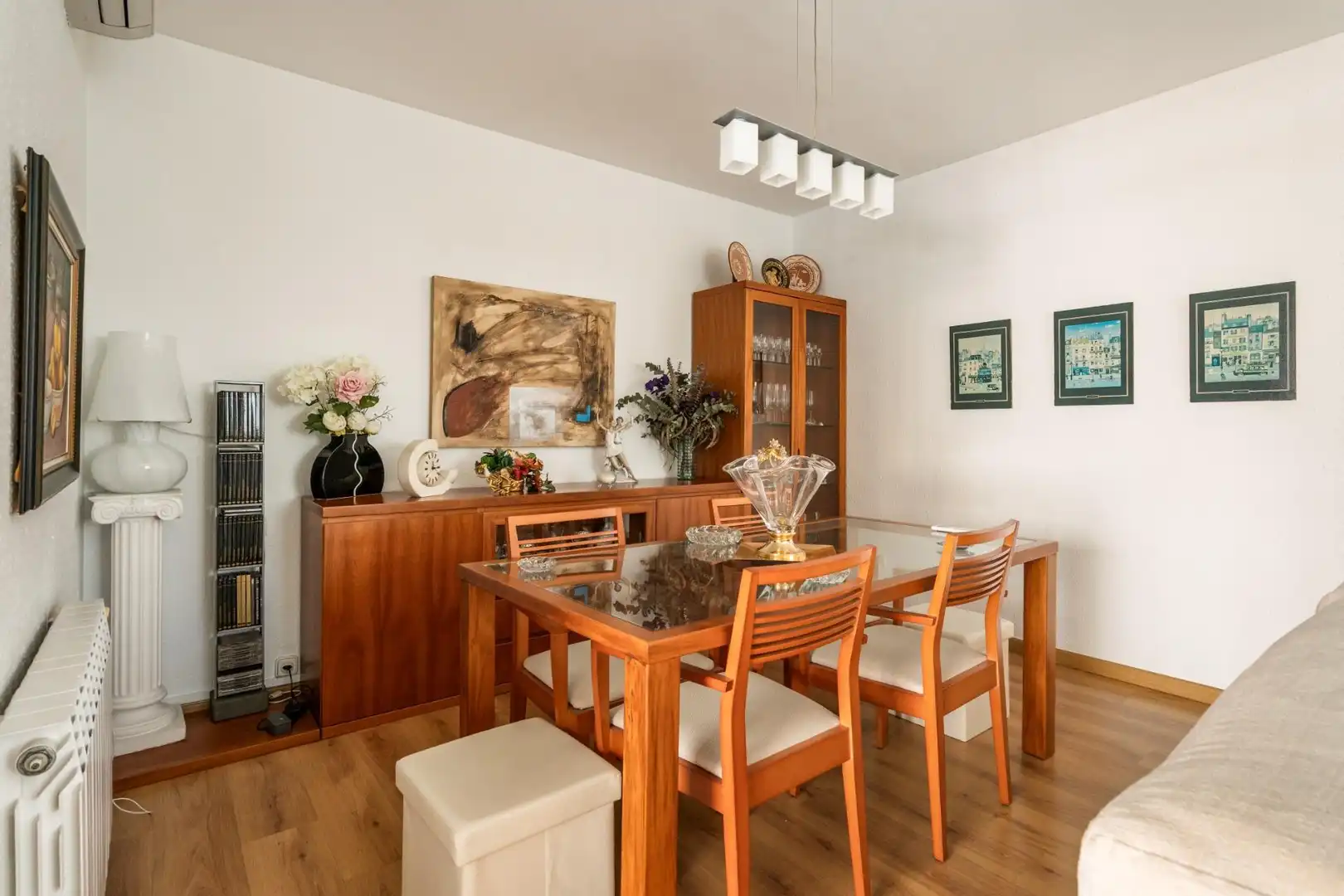 Comedor de Casa adosada en venta en Mollet del Vallès con Aire acondicionado, Calefacción y Jardín privado
