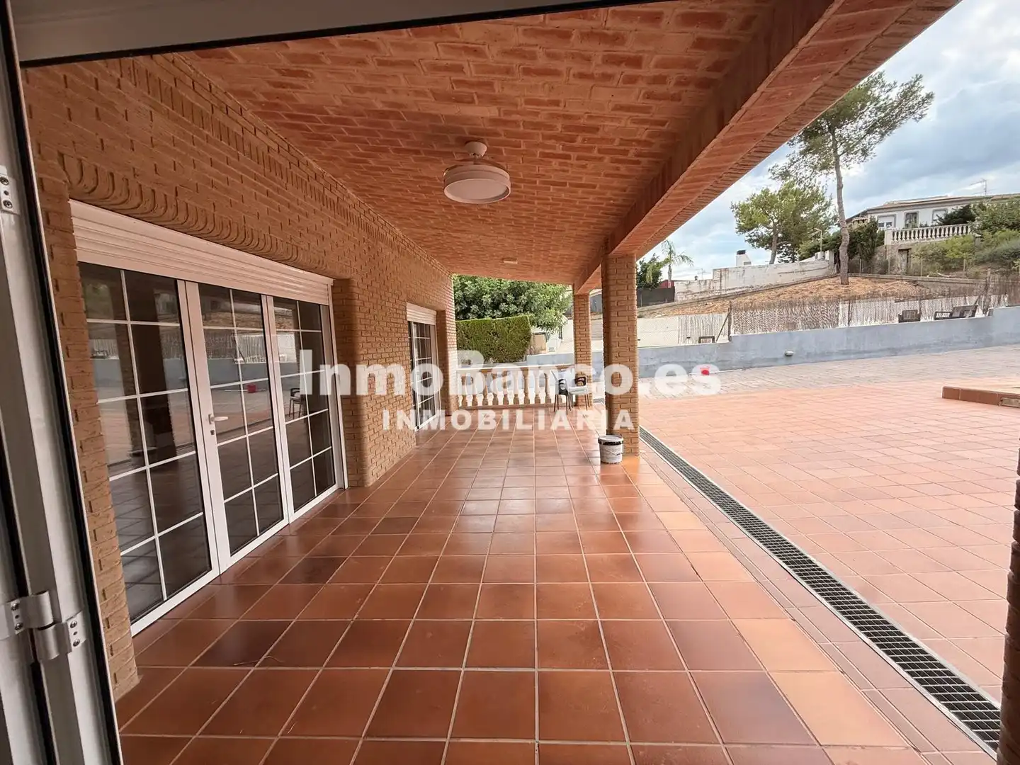 Villa mit Pool zum Verkauf in Avenida del Rio Turia 587, imagen 18