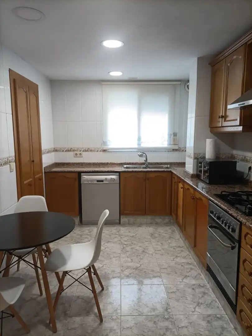 Küche von Wohnung zum Verkauf in Segorbe mit Heizung, Ofen und Mikrowelle