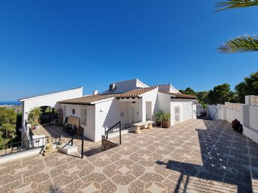 Villa avec piscine à vendre à El Tossal - Bello Horizonte