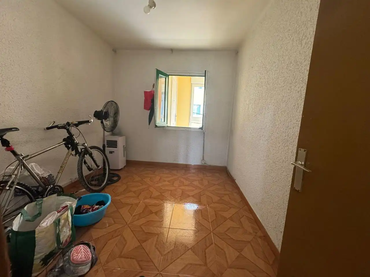 Habitación de Piso en venta en Zaragoza con Calefacción y Terraza