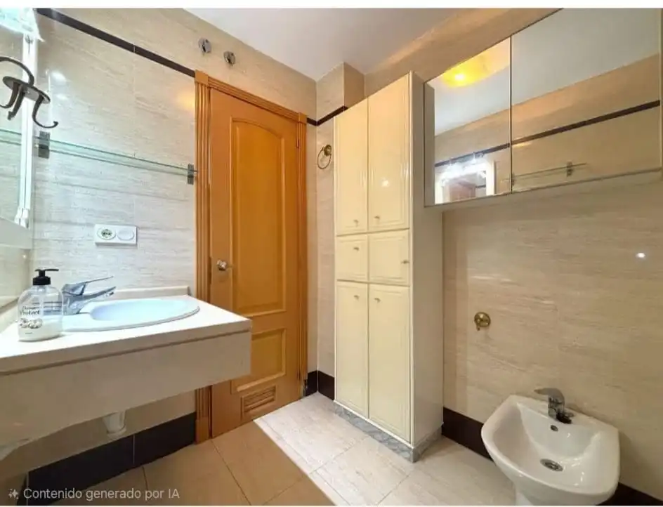 Flat with lift for sale in Calle Almirante Carranza, imagen 13