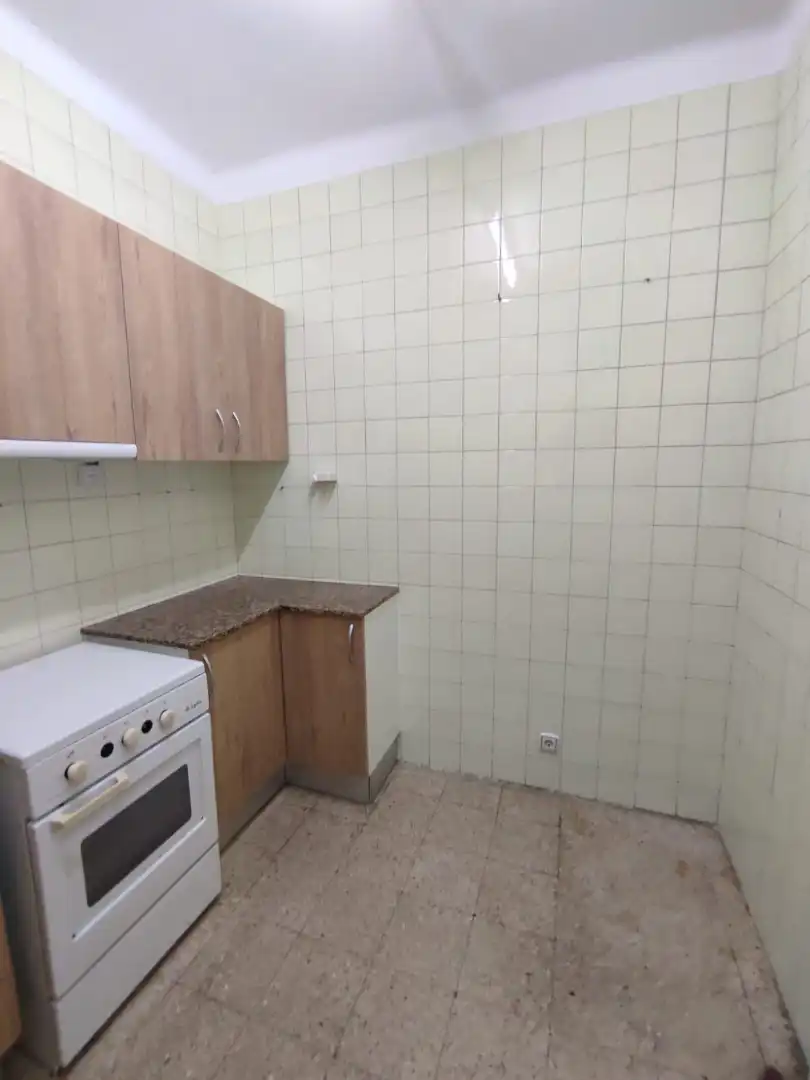 Cocina de Piso en venta en L'Hospitalet de Llobregat con Balcón