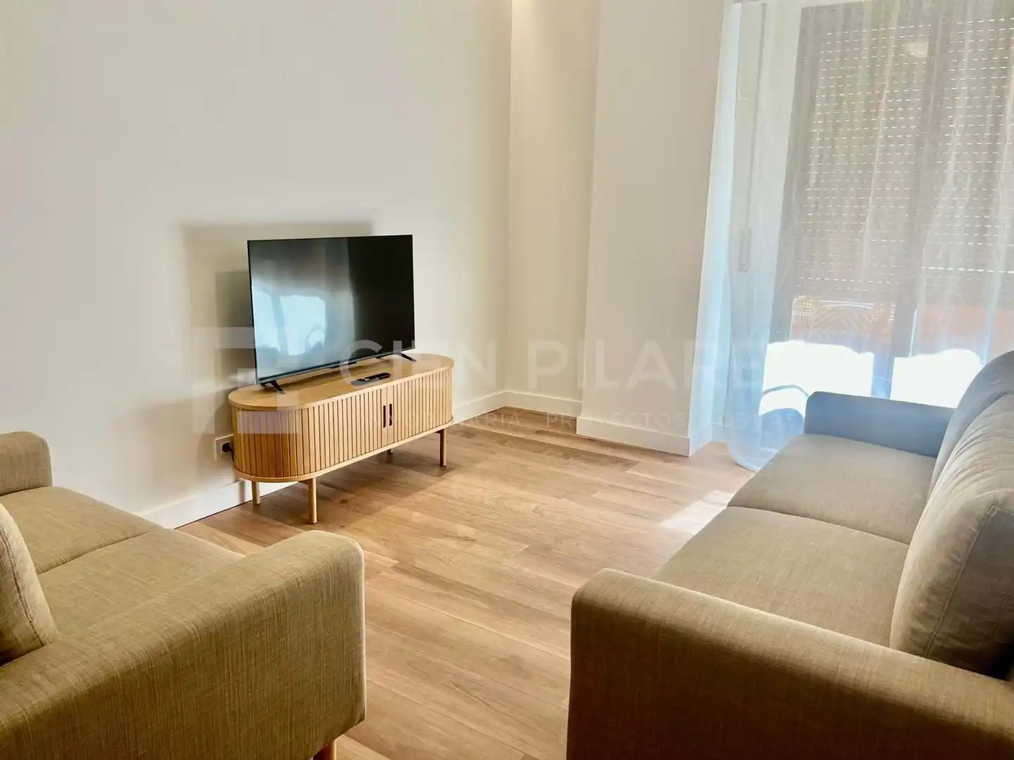 Room in C/ SAN ANTON, Gran Via