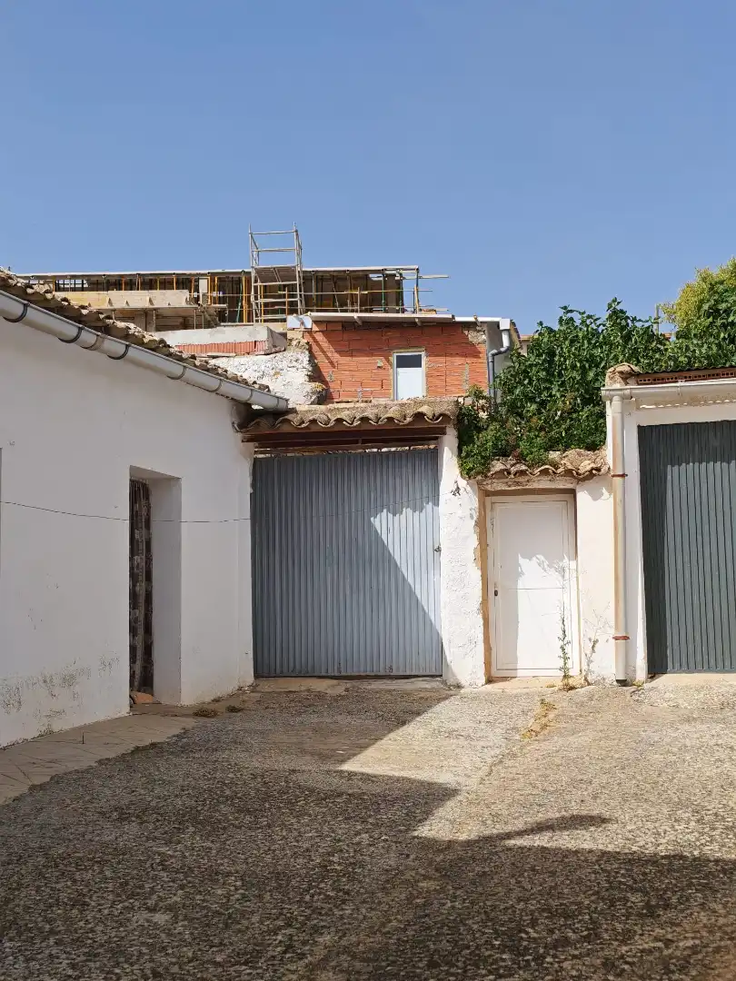 Vista exterior de Casa o chalet en venta en Buenache de Alarcón con Amueblado, Lavadora y TV
