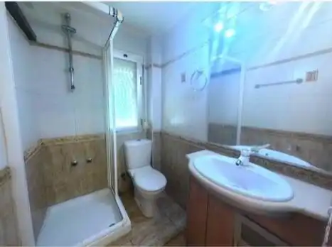 Bathroom of Apartments for sale in Terrassa