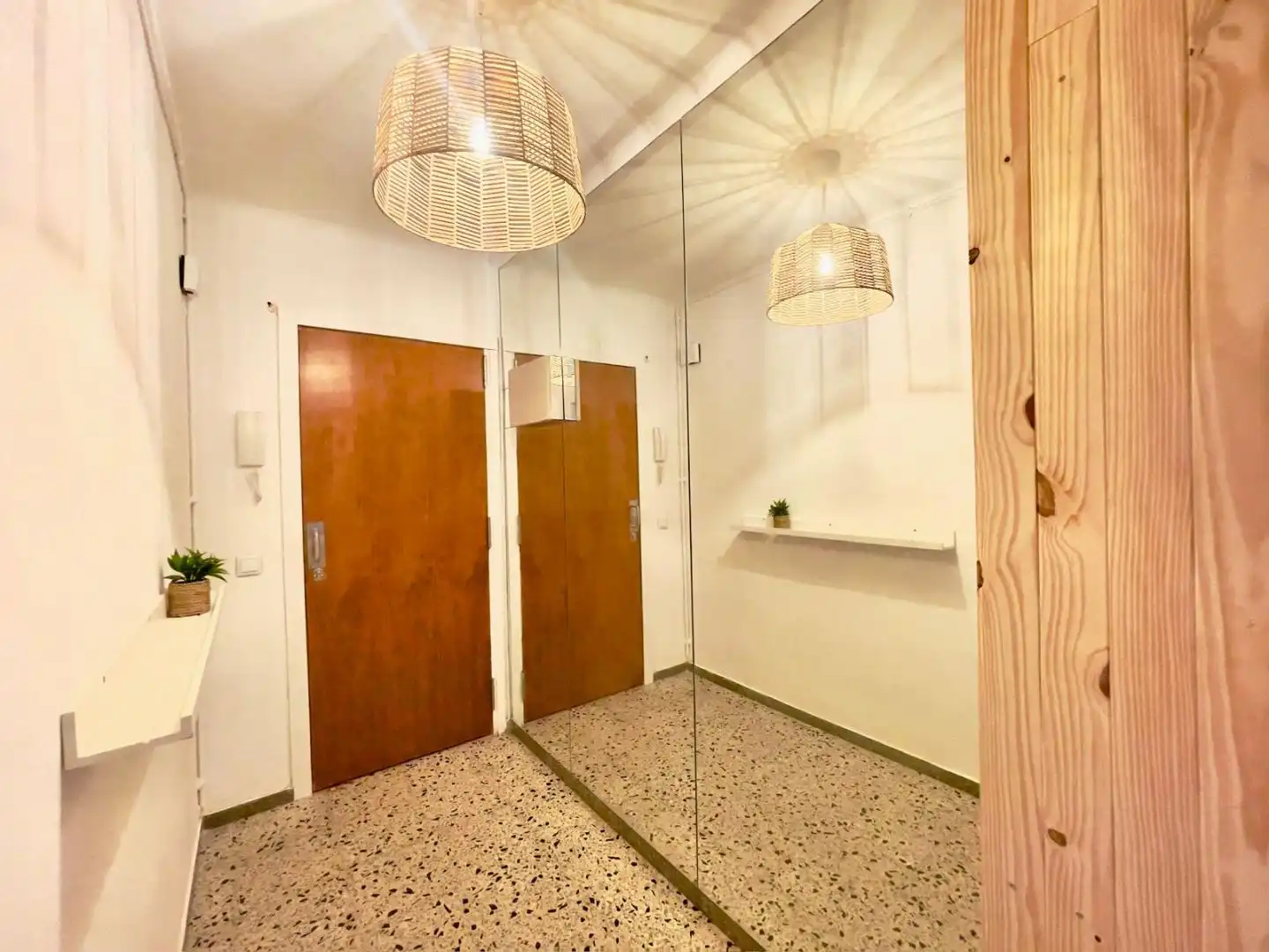 Flat for sale in Salt  with Terrace, Furnished and Oven
