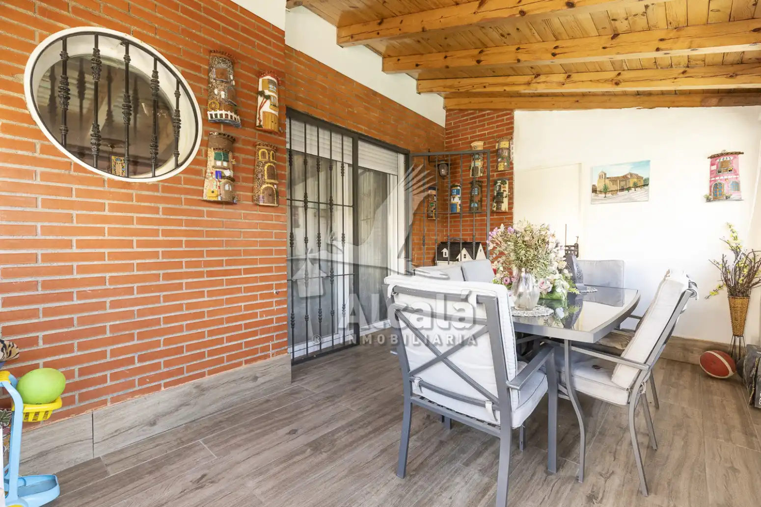 Terraza de Casa adosada en venta en Azuqueca de Henares con Aire acondicionado, Calefacción y Piscina