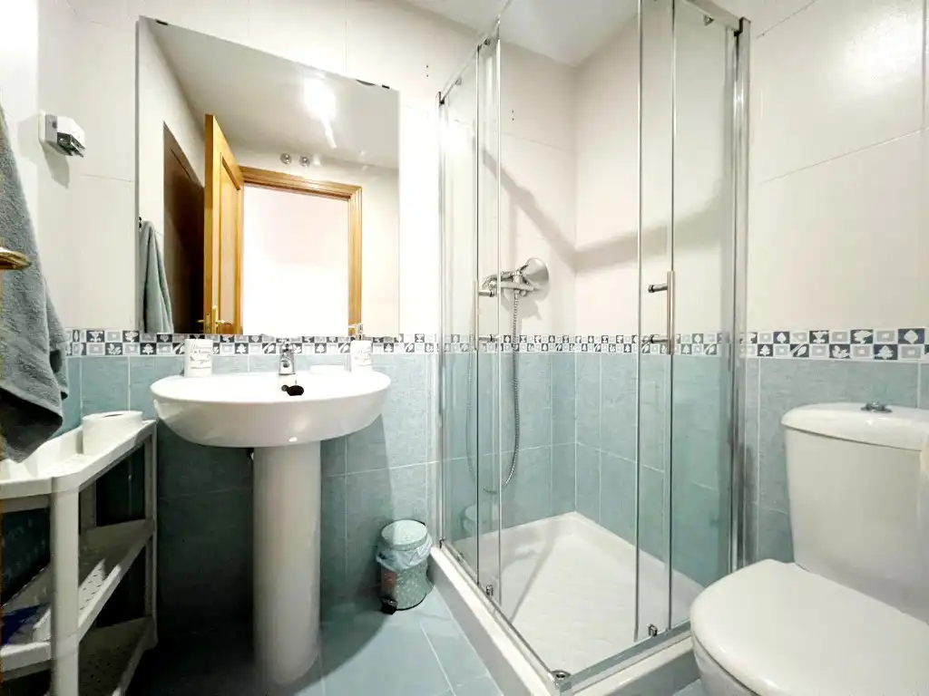 Bathroom of Attic for sale in Alcalá de Henares  with Heating