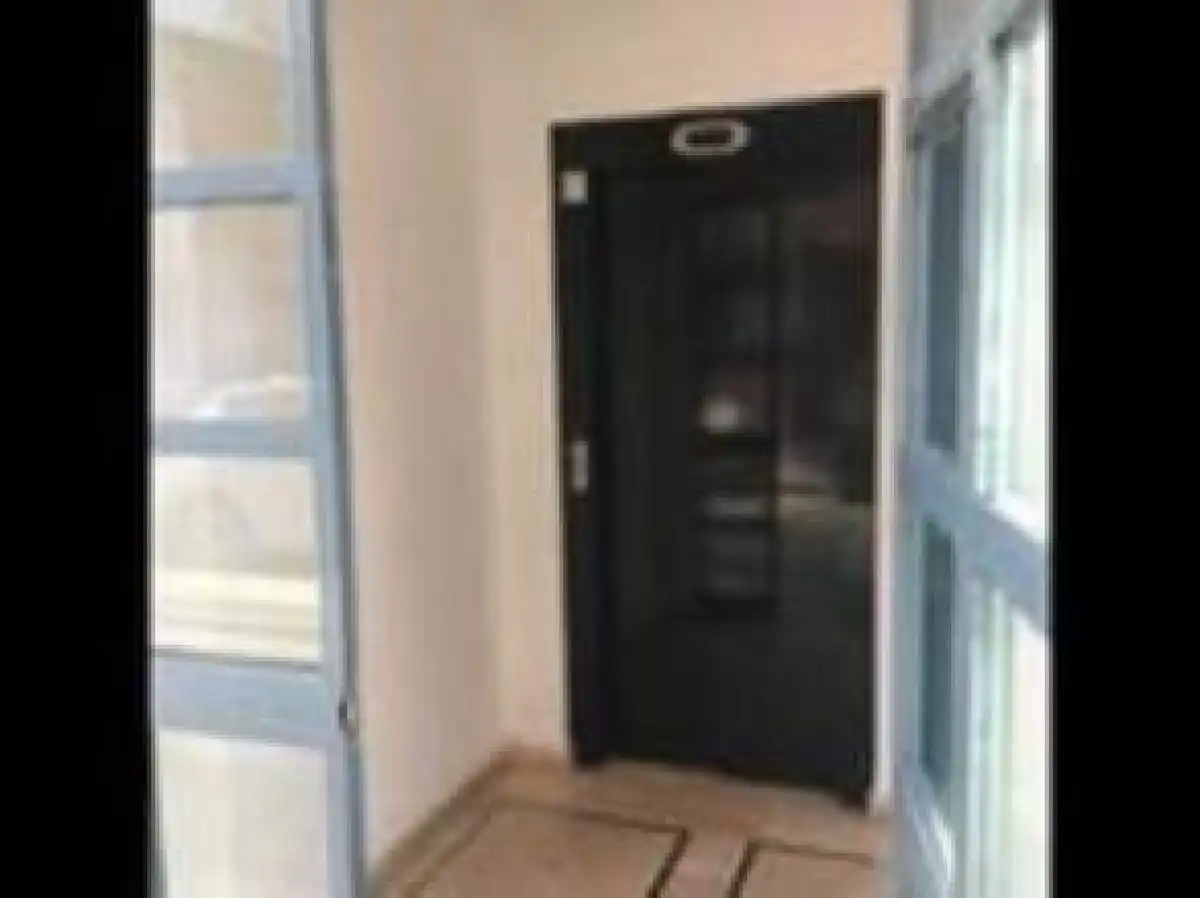 Garaje de alquiler en Calle PIRINEOS, 5, La Calzada - La Florida