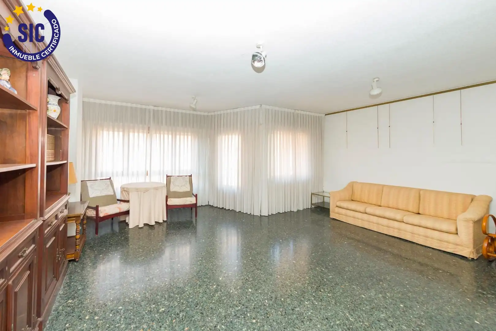 Sala d'estar de Pis en venda en Castellón de la Plana / Castelló de la Plana amb Terrassa i Balcó