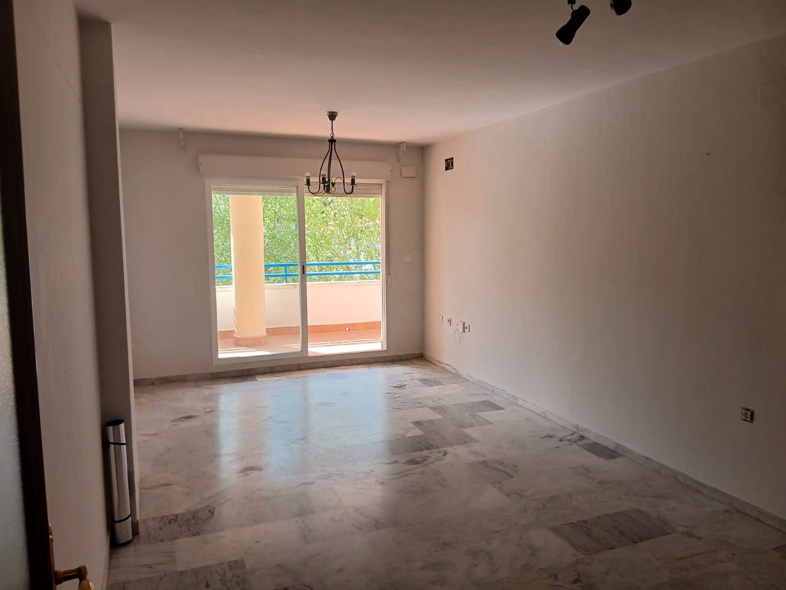 Flat for sale in Marbella  with Air Conditioner, Furnished and Oven