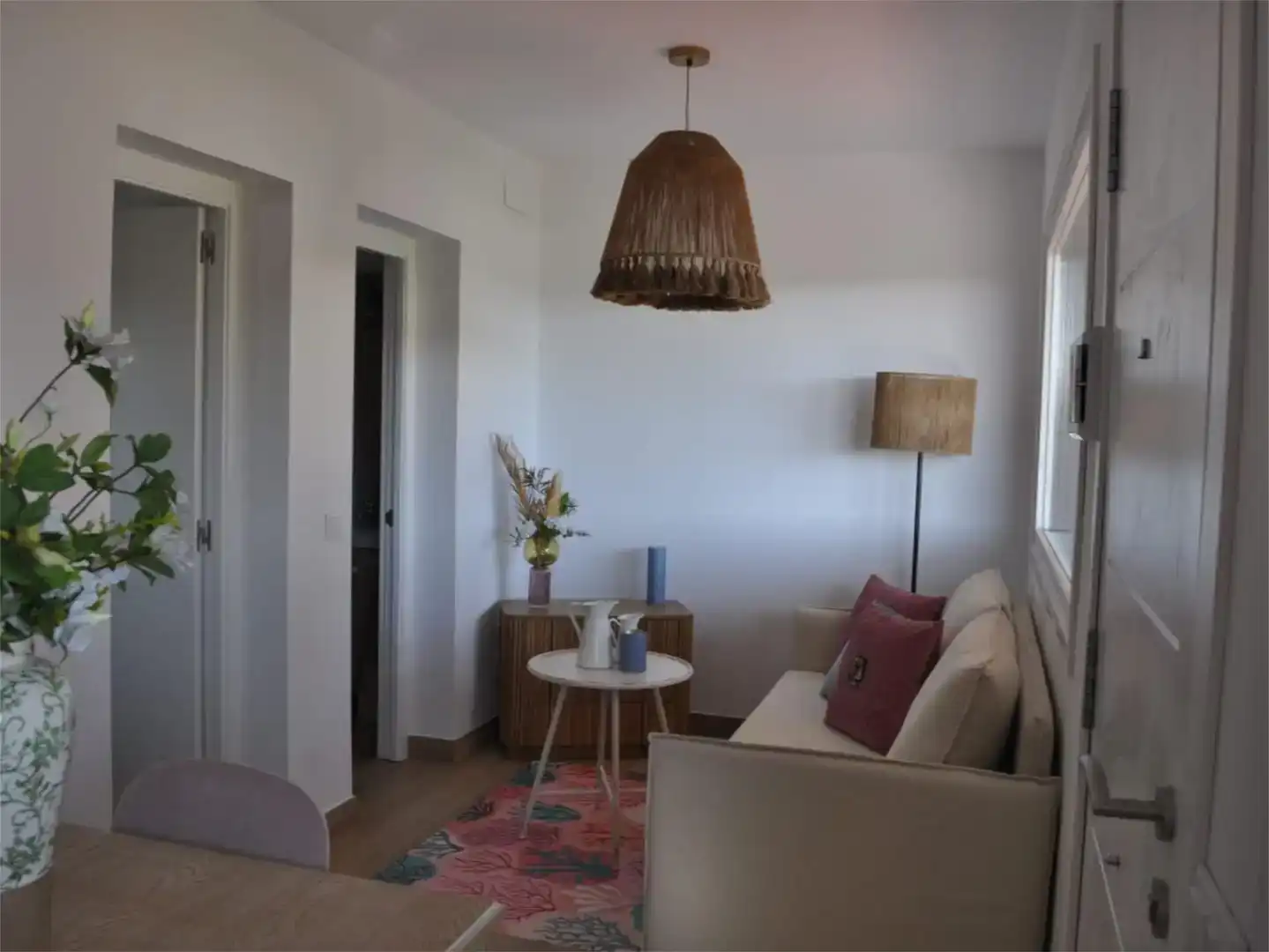 Sala de estar de Apartamento de alquiler en Barbate con Aire acondicionado, Jardín privado y Piscina