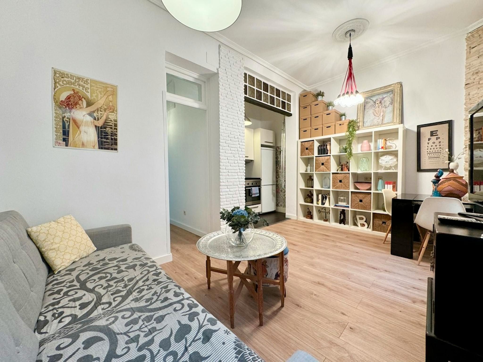 Living room of Flat to rent in  Madrid Capital  with Air Conditioner, Heating and Furnished