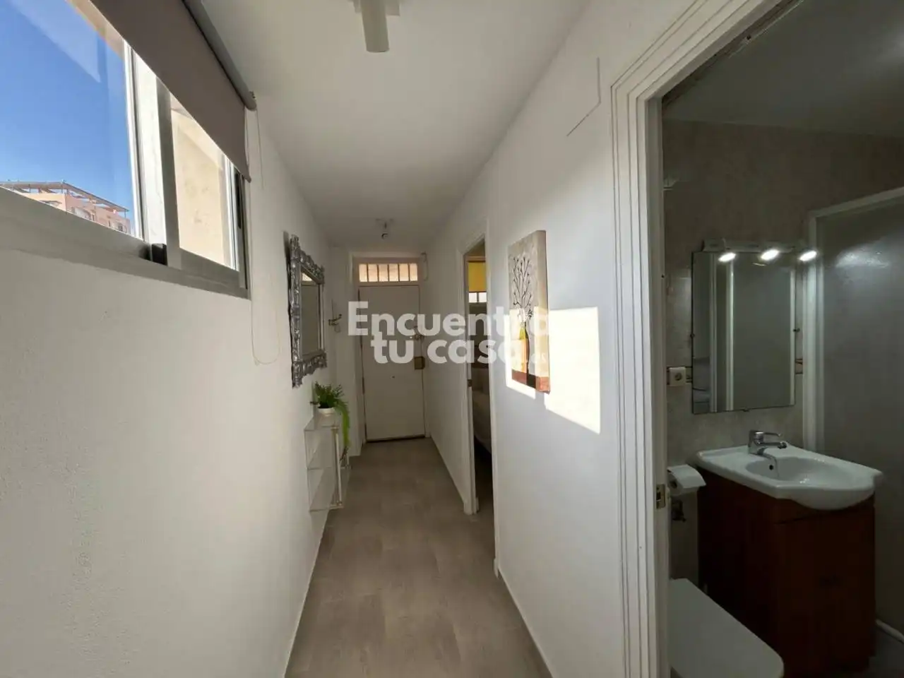 Flat with terrace for sale in Calle Londres, imagen 16