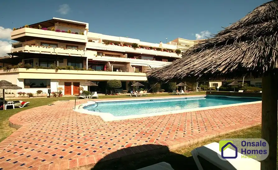 Apartament amb jardí en venda a Nueva Andalucía, imagen 20