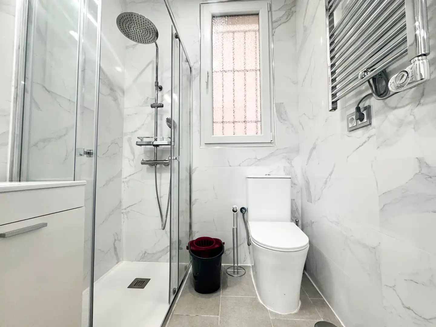 Baño de Piso en venta en Madrid con Aire acondicionado, Amueblado y Horno