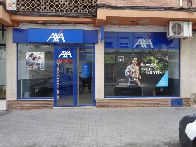 Local comercial en Venta en Viñuela - Rescatado