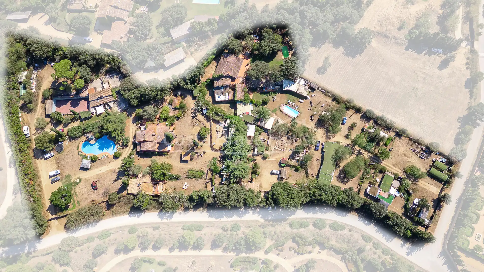 Casa rústica amb piscina en venda a Paratge Ermedàs, imagen 3