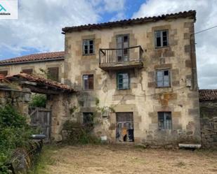 Exterior view of House or chalet for sale in Valdeprado del Río  with Private garden