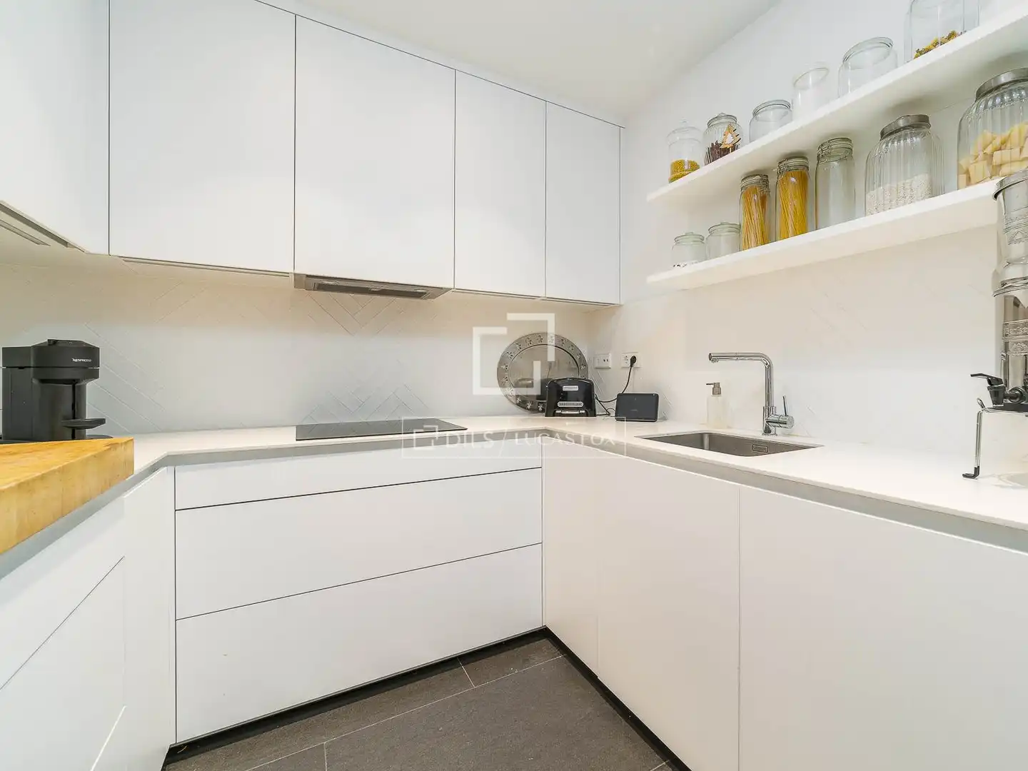 Cocina de Piso en venta en Barcelona con Aire acondicionado, Calefacción y Parquet