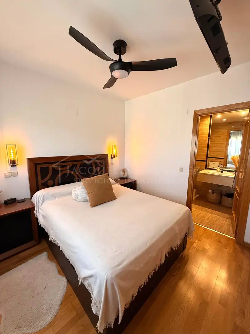 Habitación de Ático en venta en Parla con Aire acondicionado, Calefacción y Terraza
