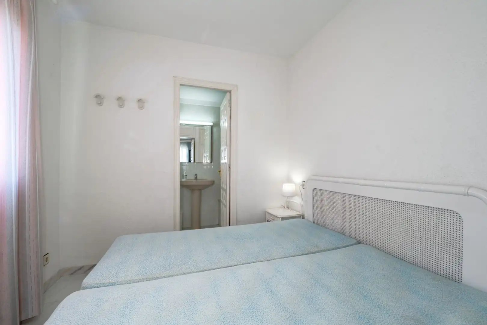 Habitación de Piso en venta en Empuriabrava con Piscina