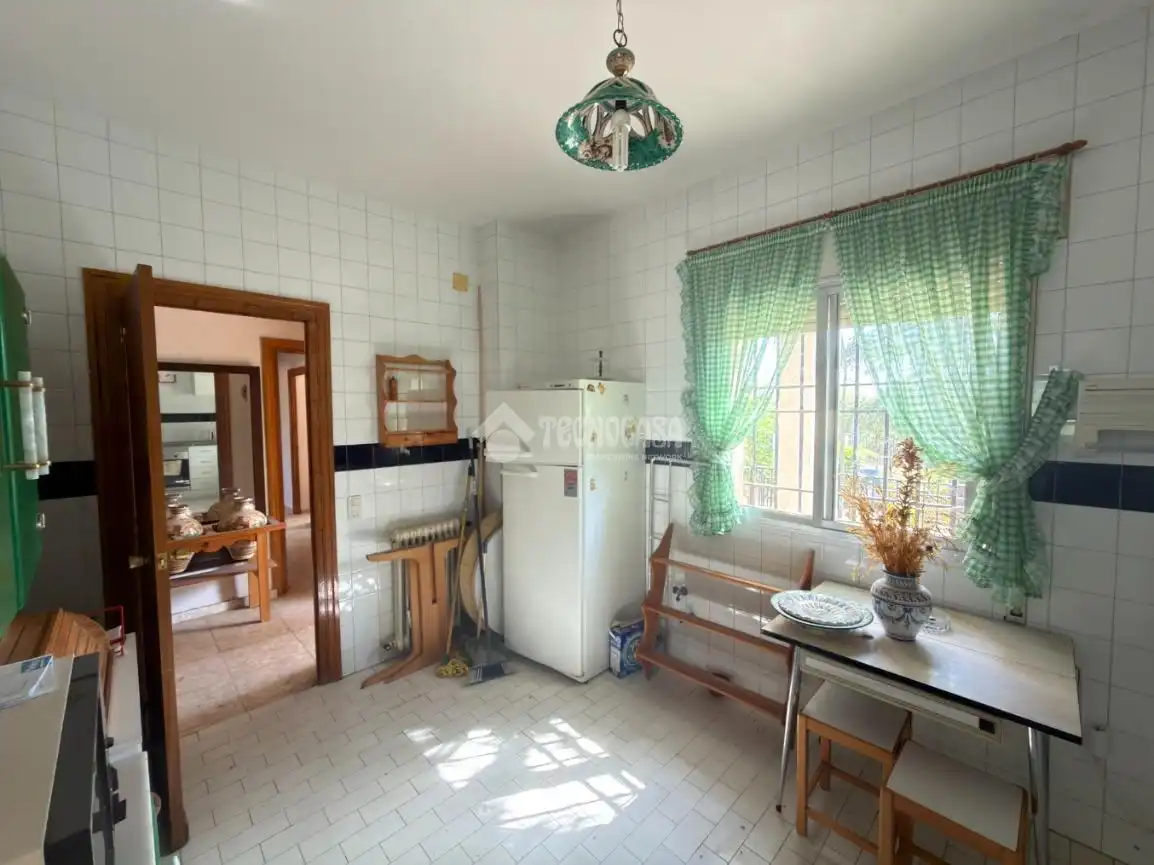 Cuina de Casa o xalet en venda en Nambroca amb Calefacció