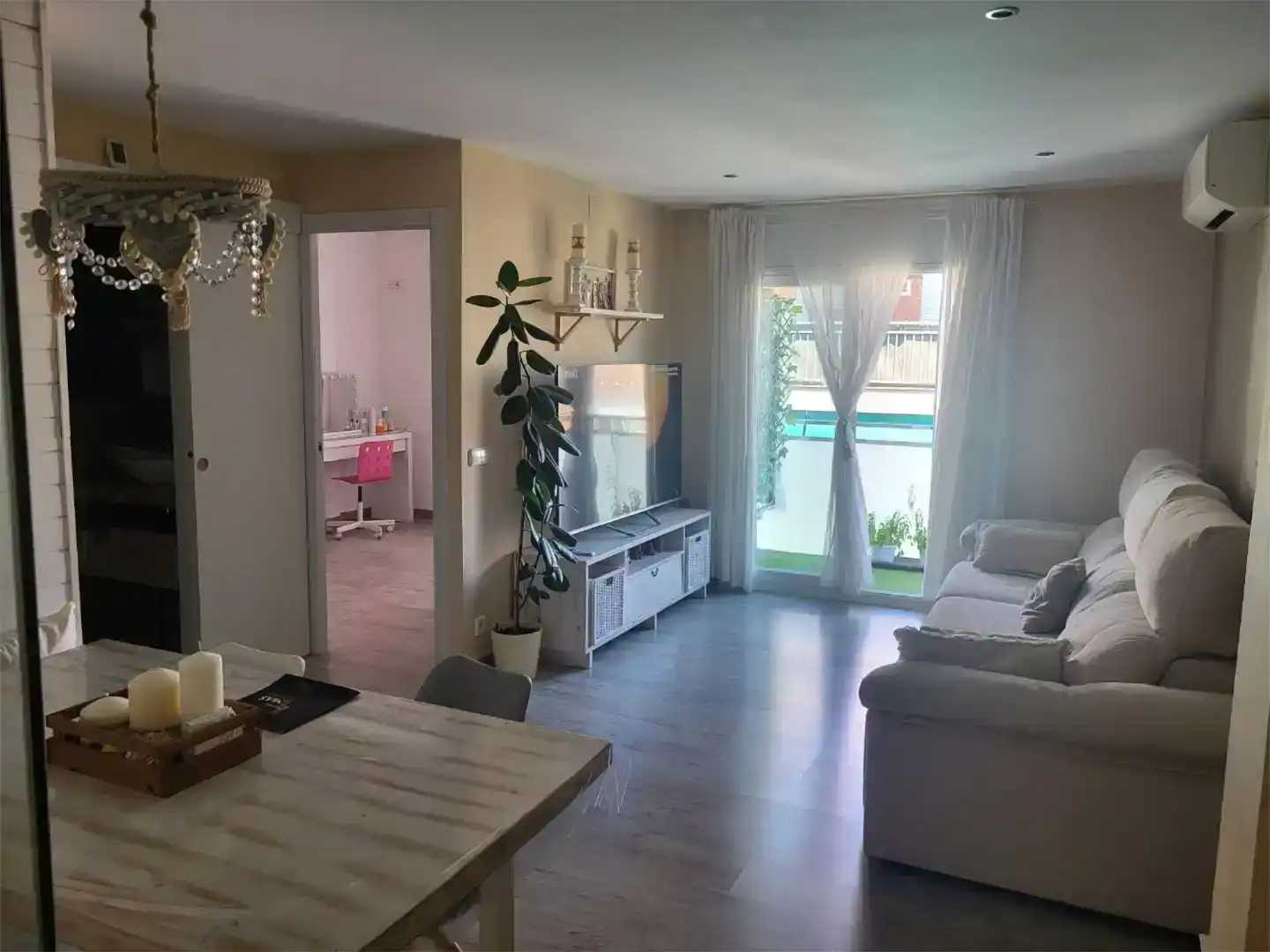 Sala de estar de Piso en venta en Barberà del Vallès con Aire acondicionado y Balcón