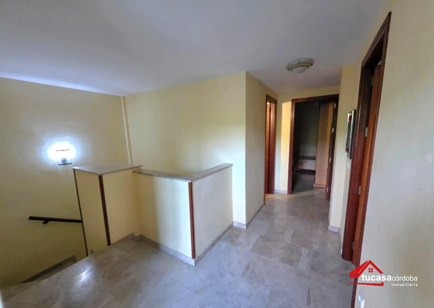 Einfamilien-Reihenhaus zum Verkauf in Guadalcázar mit Klimaanlage und Terrasse