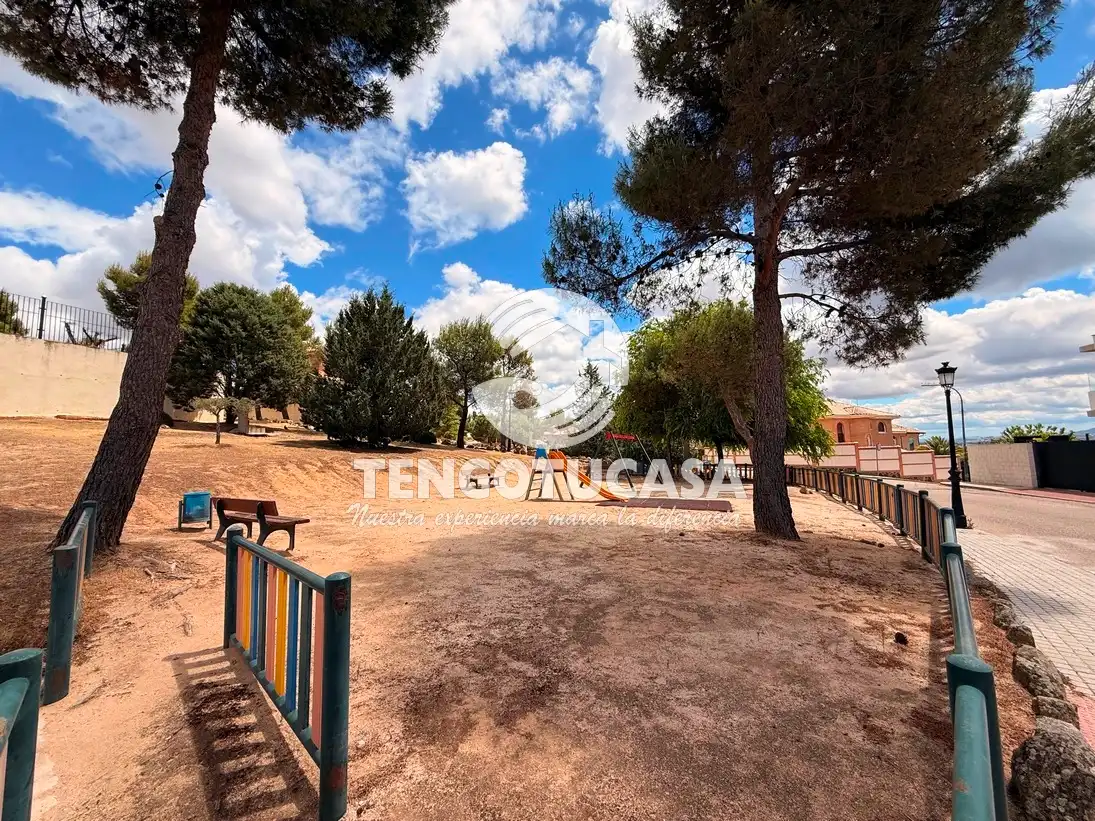 Casa o chalet en venta en Bargas con Aire acondicionado, Calefacción y Jardín privado