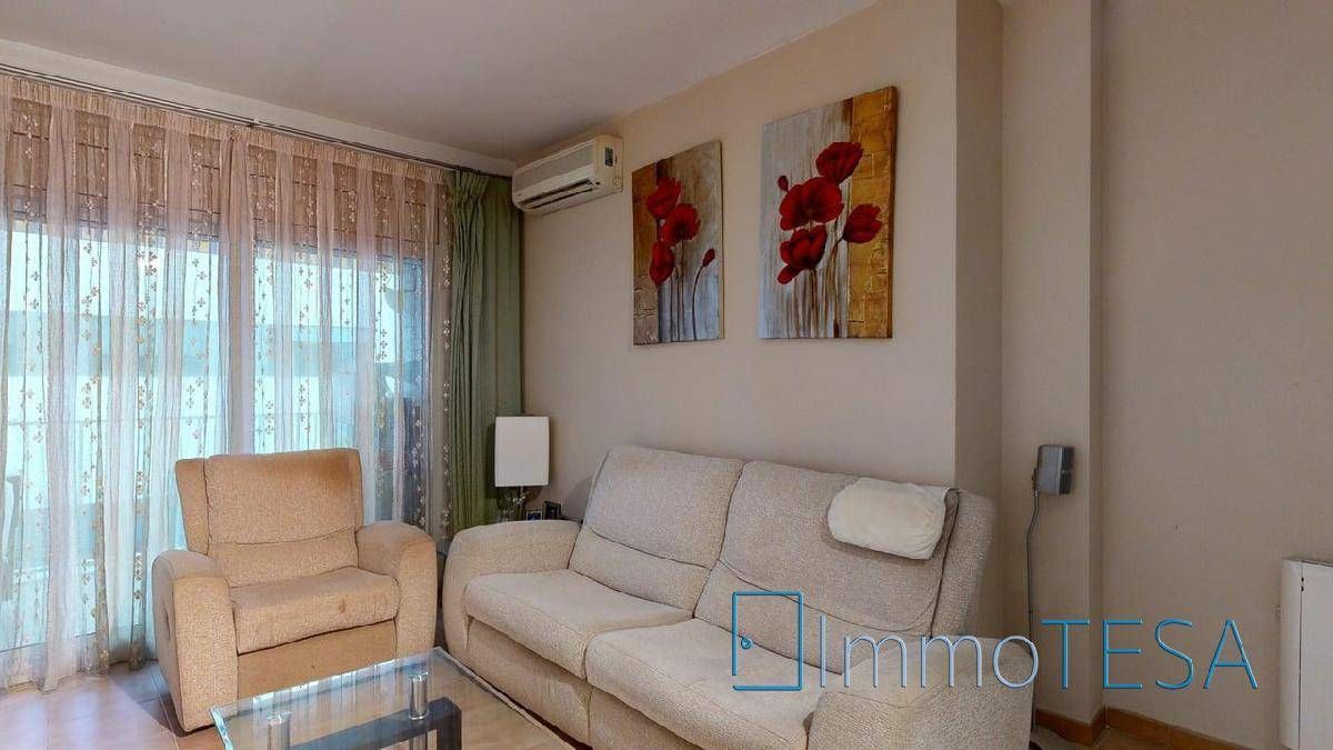Living room of Flat for sale in Barberà del Vallès  with Heating, Storage room and Balcony