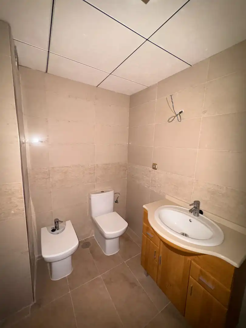 Badezimmer von Wohnung zum Verkauf in Los Alcázares mit Balkon