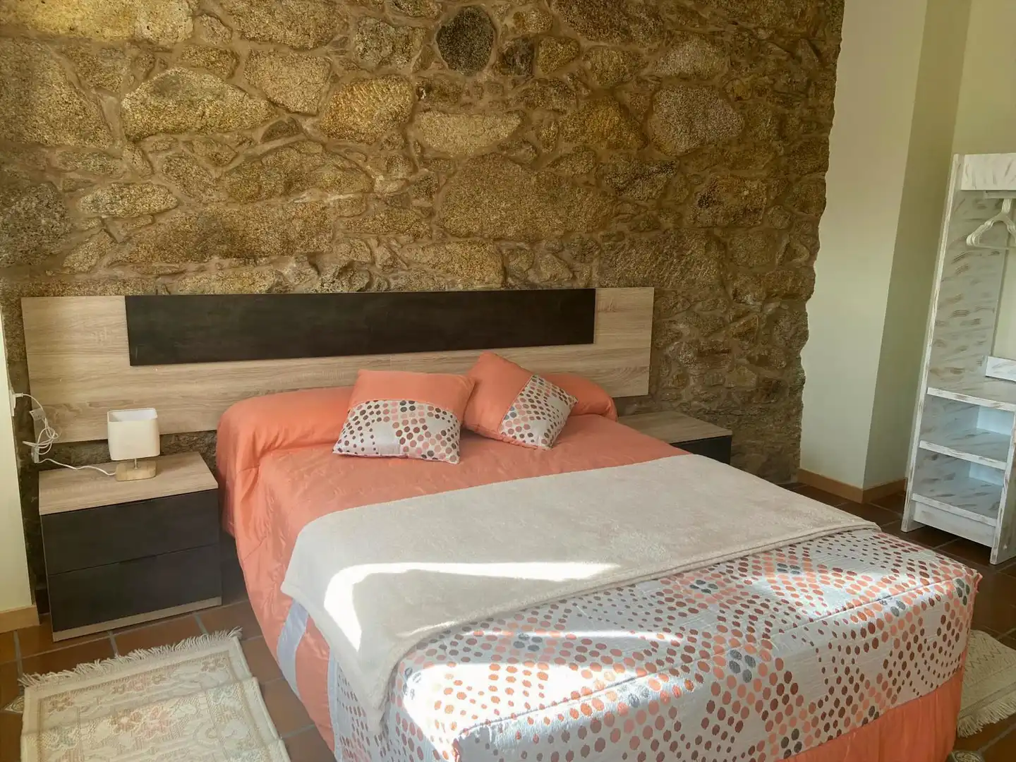 Schlafzimmer von Country house zur Miete in Barro mit Heizung, Möbliert und Waschmaschine