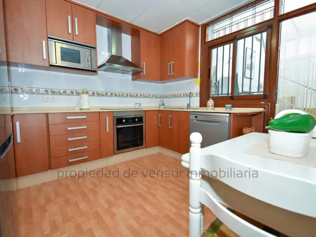 Casa en alquiler en Las Lomas - Las Yucas